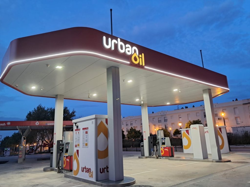 Urban Oil service station in Arcos de la Frontera photo 3